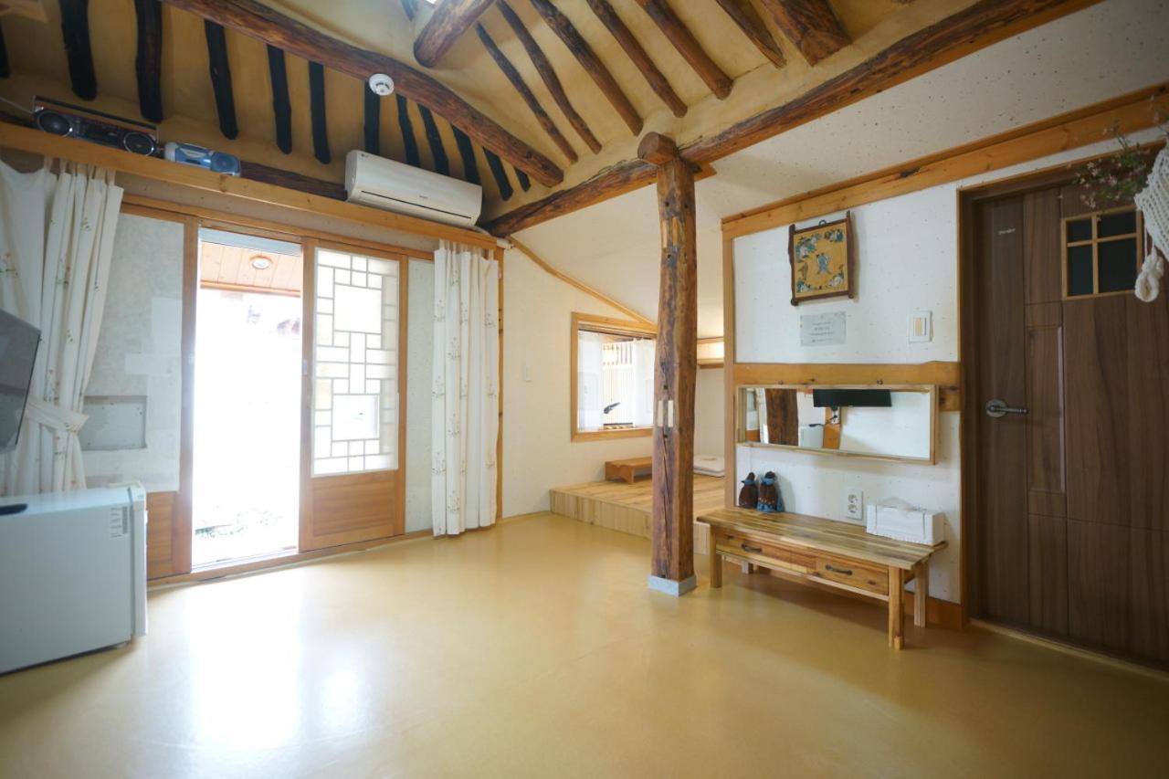 ג'אונג'ו Hanok Madang מראה חיצוני תמונה